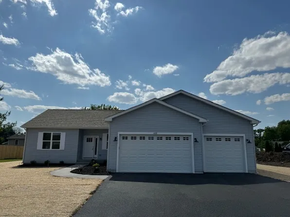 405 Sandra St, Kingston, IL 60145