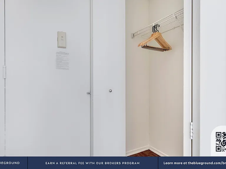 360 W 34th St #8K — Photo 13