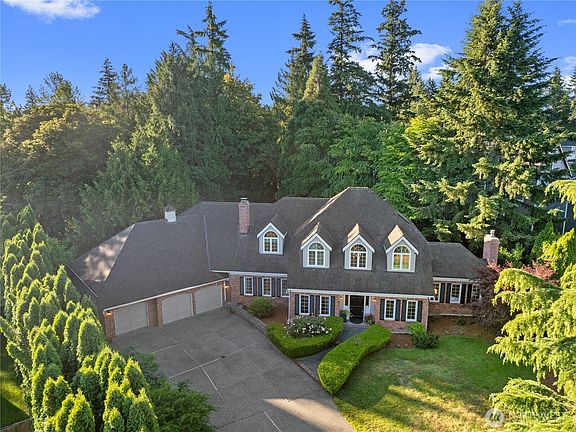 2nd image of 23837 SE 45th Street