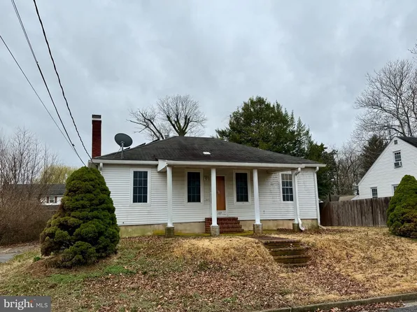 127 Highland Ave, Pennsville, NJ 08070