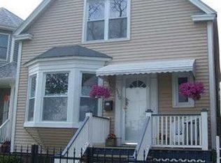 5320 N Leavitt St, Chicago, IL 60625