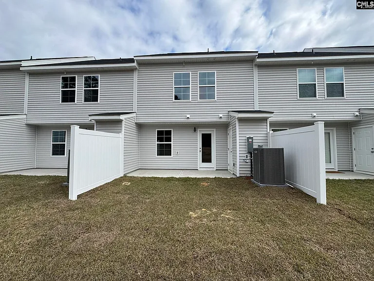 157 Cary Ln — Photo 17
