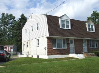3421 Oak Ln, Brookhaven, PA