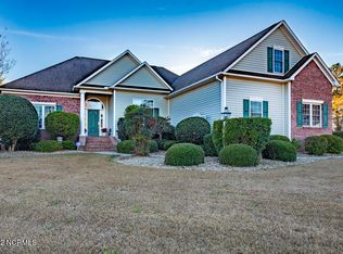 913 Taberna Cir, New Bern, NC 28562