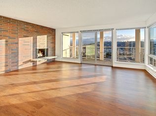 525 N Bowdoin Pl APT 201, Seattle, WA 98103