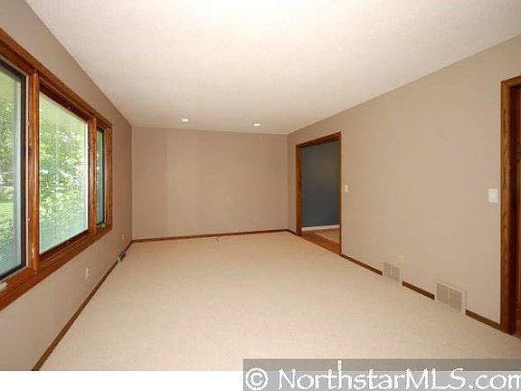 5th image of 6837 Knoll Street N