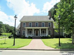 1505 Carolina Ct SE, Decatur, AL 35601