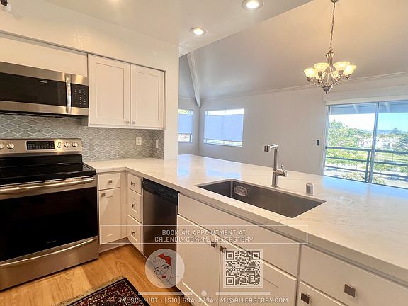 5th image of 1201 Melville Sq APT 401