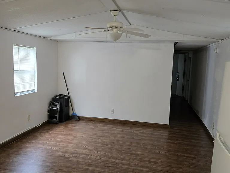 29 Bark St #29 — Photo 4