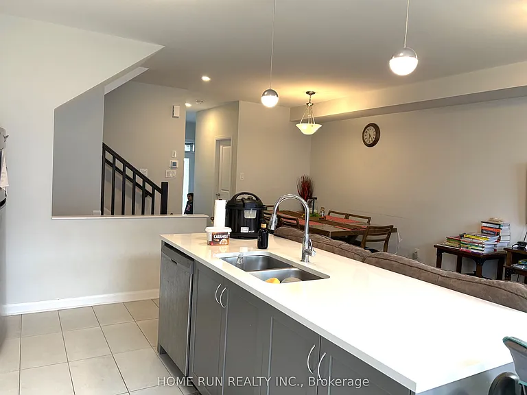 87 Little Lake Ln — Photo 4
