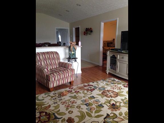 4th image of 1021 Park Boulevard Cir