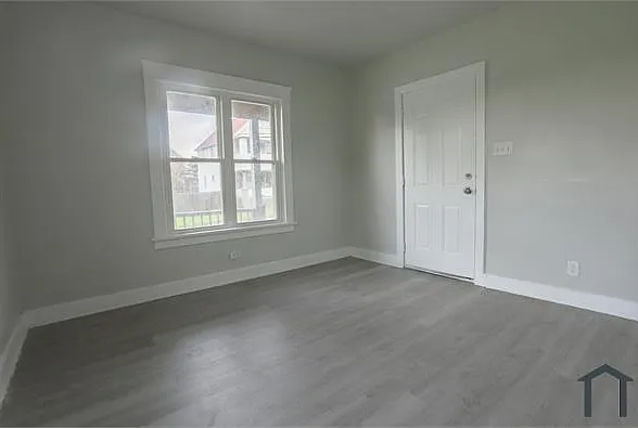8910 Easton Ave #DOWN — Photo 6