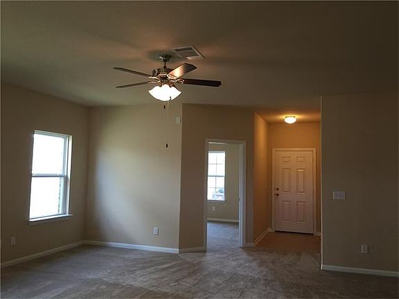 3rd image of 13504 Kearns Dr