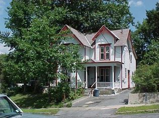 27 Addison St, Gloversville, NY 12078