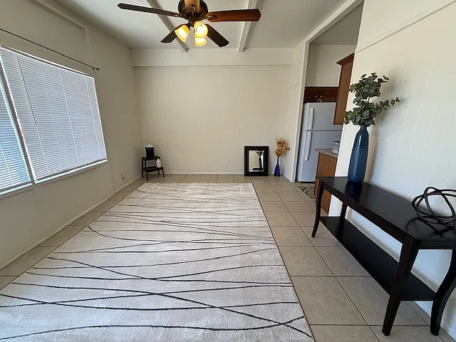 6251 N 48th Ave #2 — Photo 2