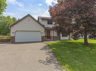 2325 121st St E, Burnsville, MN 55337
