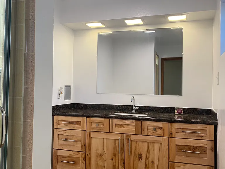 2055 Gold St — Photo 22