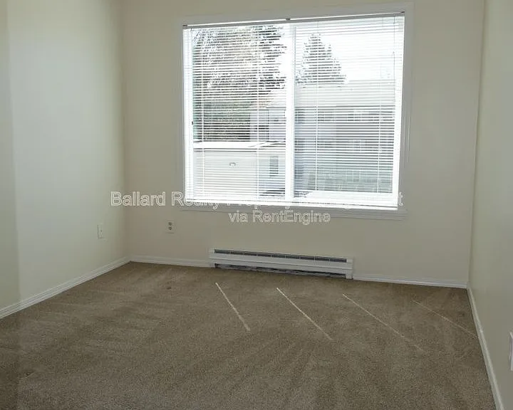 9030 Greenwood Ave N #202 — Photo 7