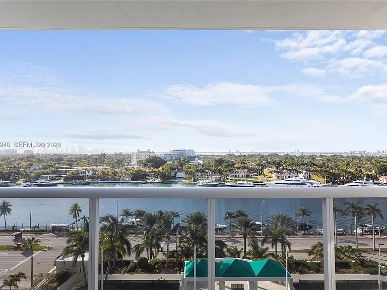 4775 Collins Ave #1006 — Photo 16