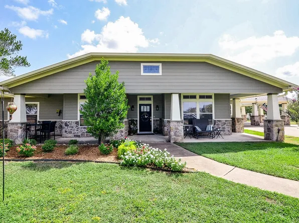 27644 Spring Hill Rd, Hempstead, TX 77445