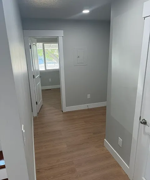 346 Carson Ave — Photo 14