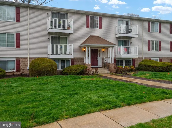 8046 Abbey Ct #D, Pasadena, MD 21122