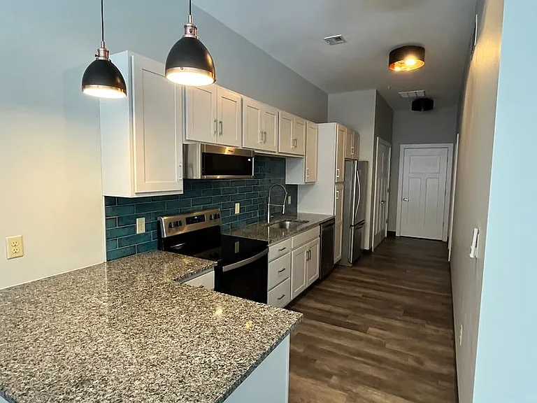 Addis Building Loft Apartments in Downtown Syracuse — Photo 12