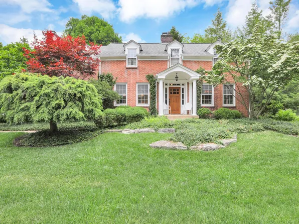 25 Warner Ln, Worthington, OH 43085