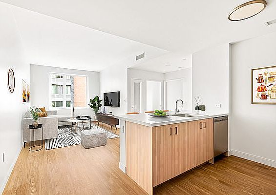 1st image of 75 E 111th St #2B