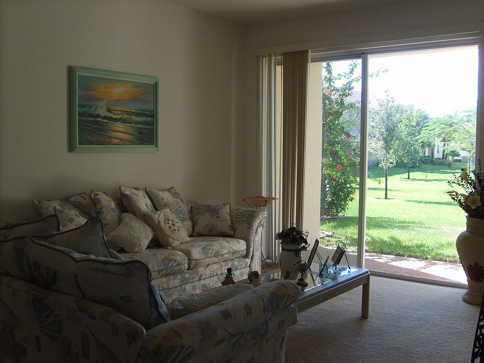 2nd image of 6062 Seminole Gardens Cir