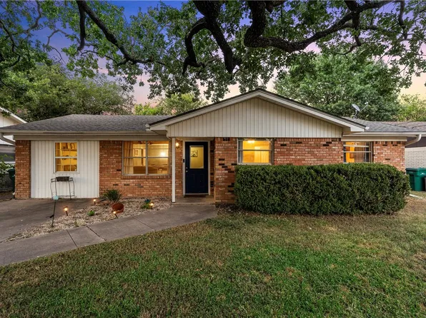 311 N Walnut St, Waco, TX 76705