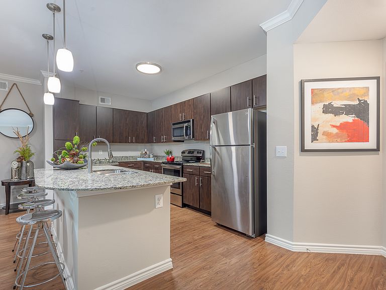 Delray Apartments - Houston, TX | Zillow