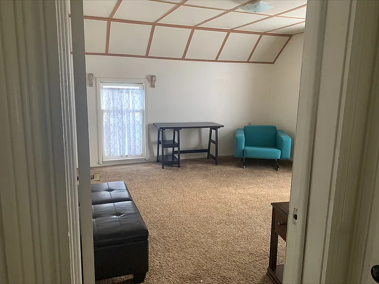 1215 N Weber St — Photo 20