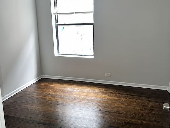 5th image of 11038 S Vernon Ave #3