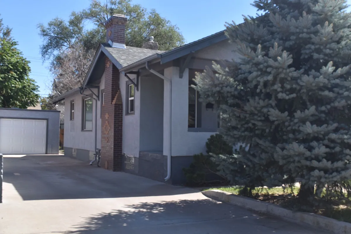 Building Photo - 1420 Carteret Ave