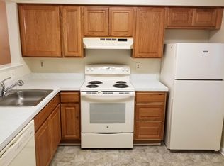 9332 English Oak Ct, Manassas, VA 20110