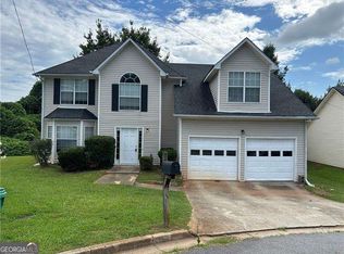 5696 Wellborn Creek Dr, Lithonia, GA 30058