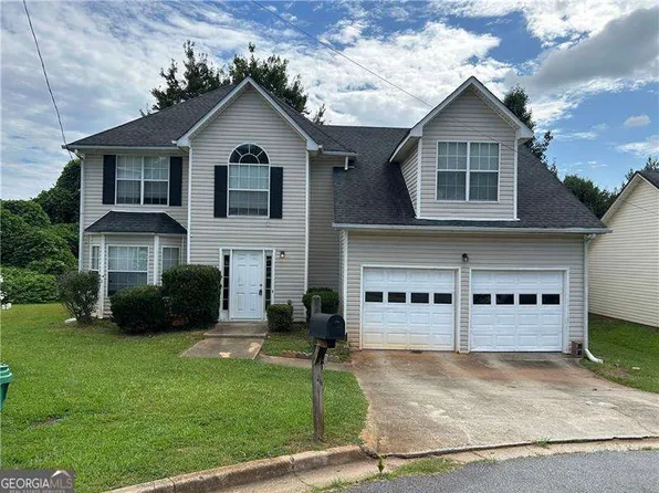 5696 Wellborn Creek Dr, Lithonia, GA 30058