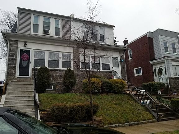 3rd image of 7417 Rockwell Ave