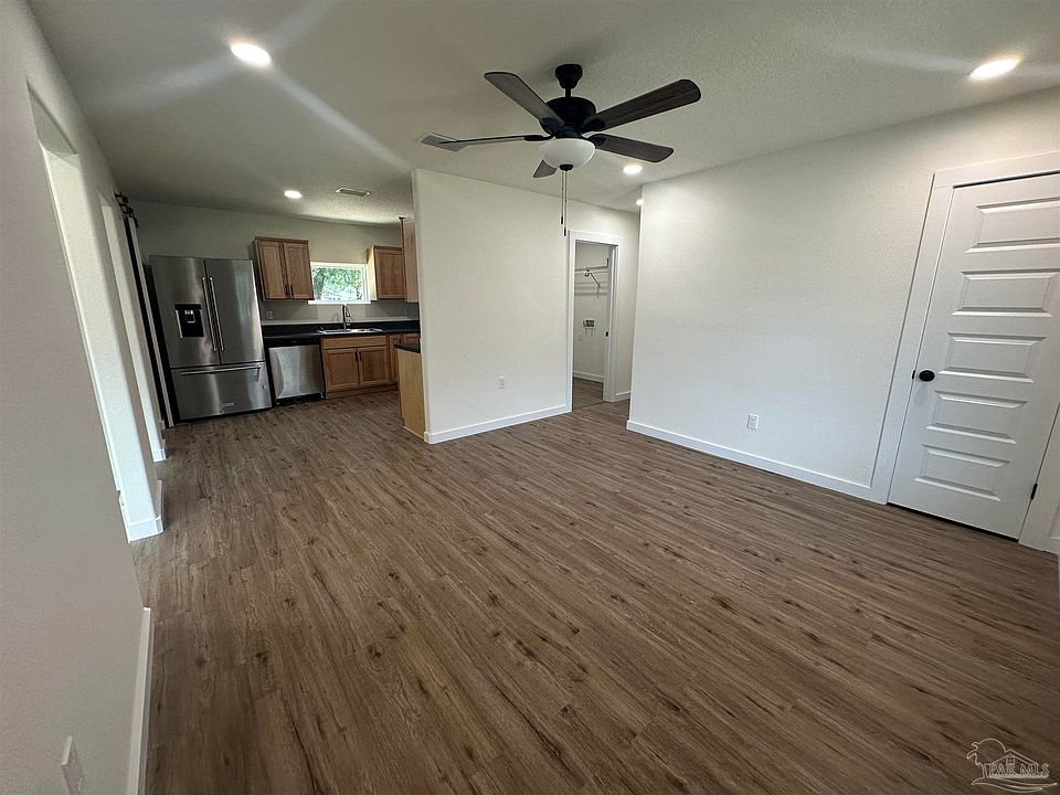 1st image of 5684 Ventura Ln