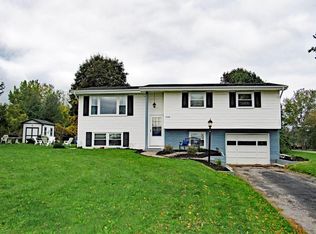 7268 Rexon St, Lima, NY 14485