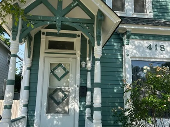 418 Saint Charles St, Elgin, IL