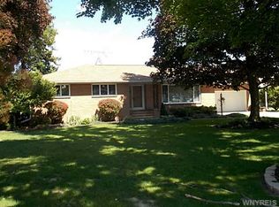 7501 Old Shawnee Rd, North Tonawanda, NY 14120