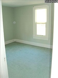 5th image of 226 College St