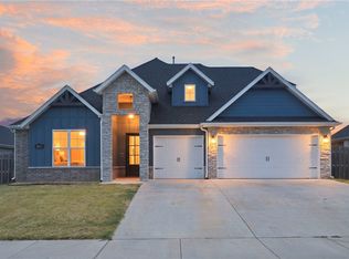 1812 Abbott Ln, Pea Ridge, AR 72751