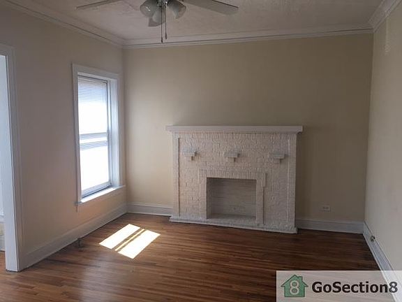2nd image of 11002 S Vernon Ave
