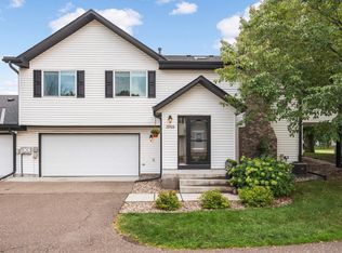 3702 Gershwin Ln N, Oakdale, MN 55128