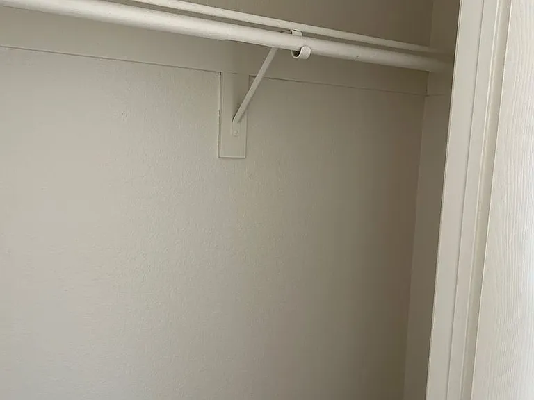 Lake Street Apartments — Photo 11