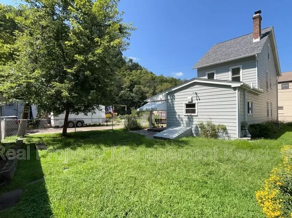 1271 Lewis St, Pittsburgh, PA 15220