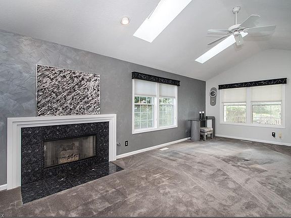3rd image of 11246 Stanley Ln